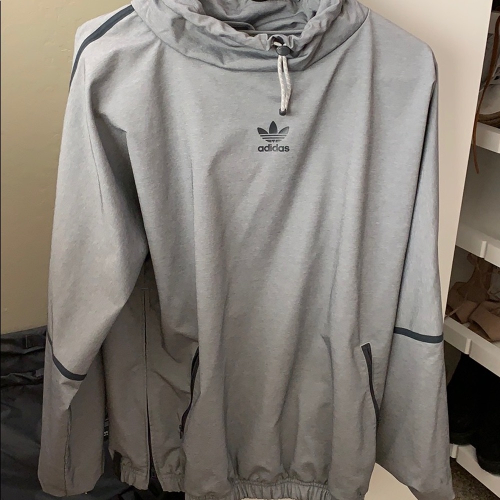 Adidas grey wind breaker